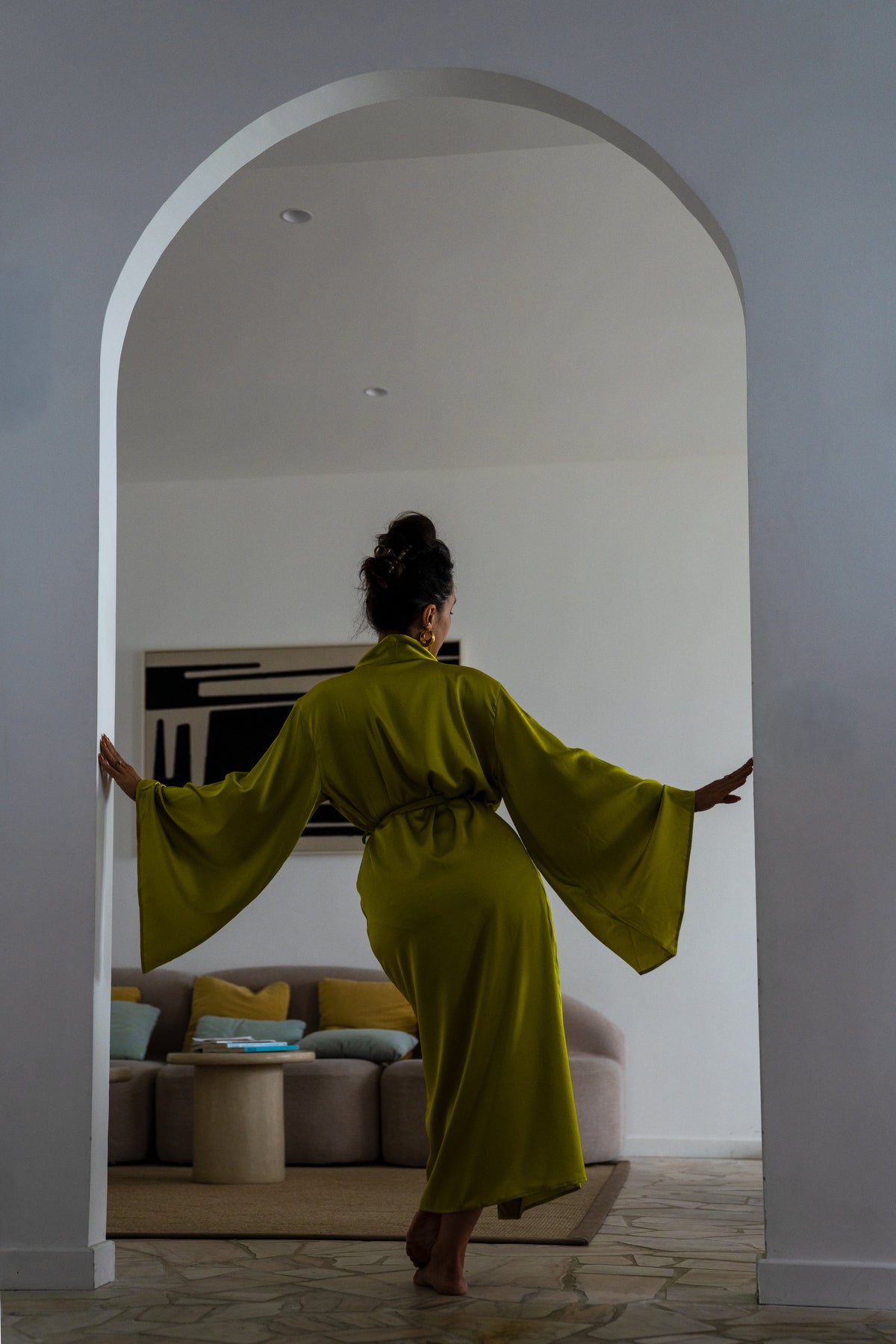 La Rosa Silk and Lace Robe